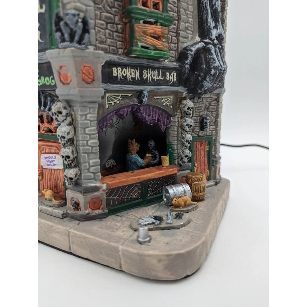 Lemax Spooky Town BROKEN SKULL BAR Halloween Skeleton Bones Lights & Sound